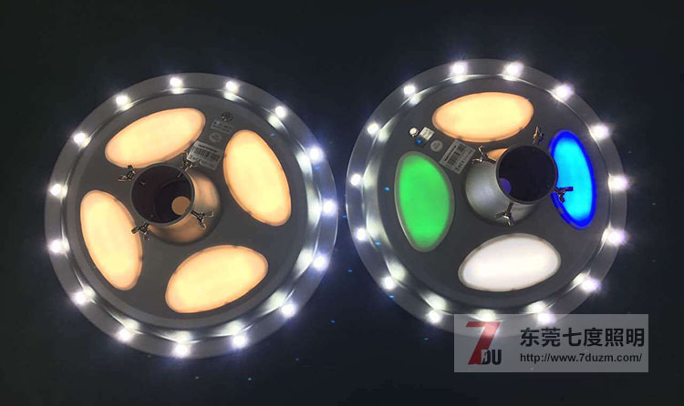 東莞七度照明UFO飛碟型一體化太陽(yáng)能LED庭院燈亮燈圖片展示
